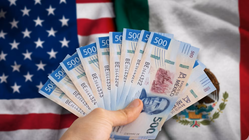 Golpe a México: Trump obligará a bancos a investigar transferencias de migrantes