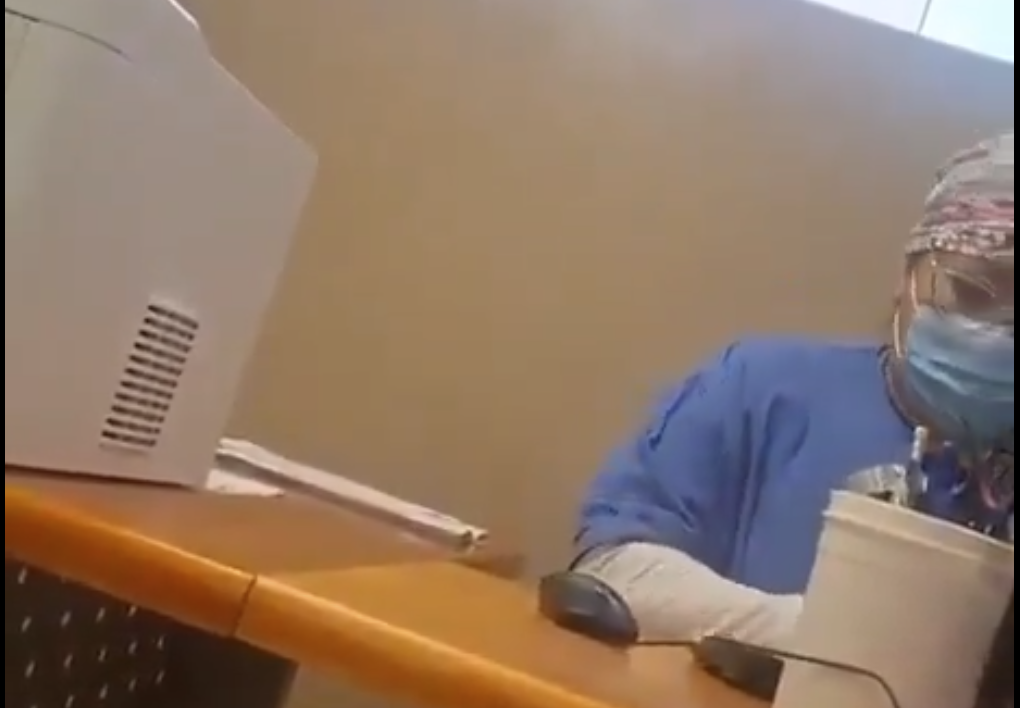 Denuncian trato inhumano y burlas en hospital IMSS de Puebla; video desata indignación
