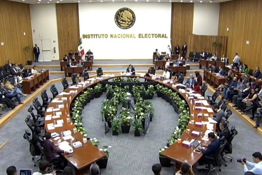 INE podría ampliar el mapa político con cuatro nuevos partidos; hoy se define su registro para 2027