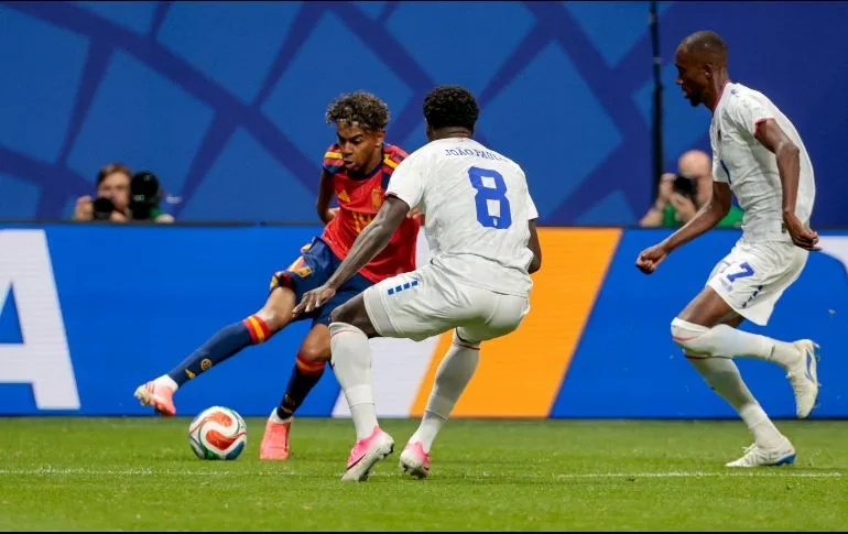España decepciona en su debut mundialista y se estanca ante Cabo Verde