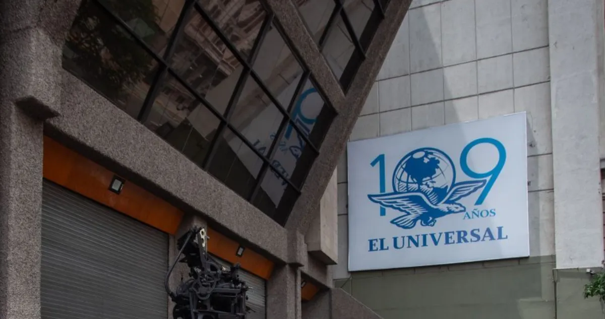 El Universal se disculpa tras polémica entrevista sobre homosexualidad de Carlos Monsiváis y AMLO