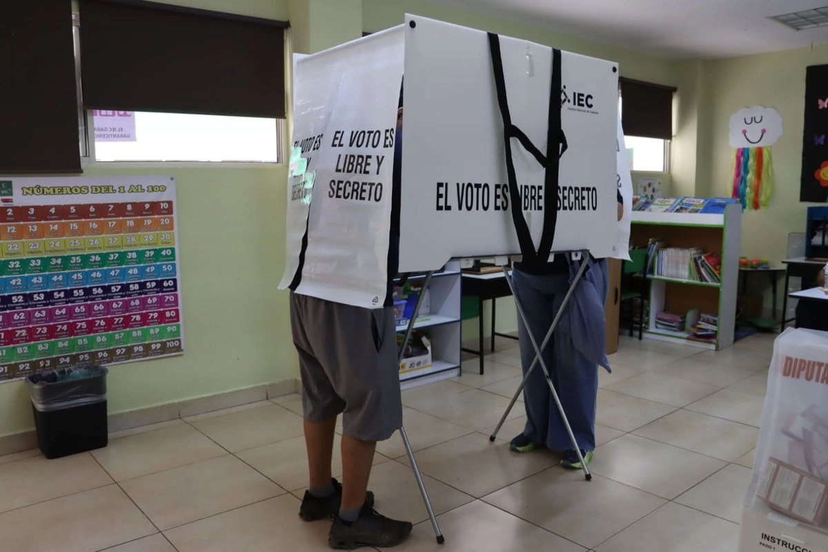 PRI arrasa en Coahuila y se encamina a mayoría absoluta en el Congreso local
