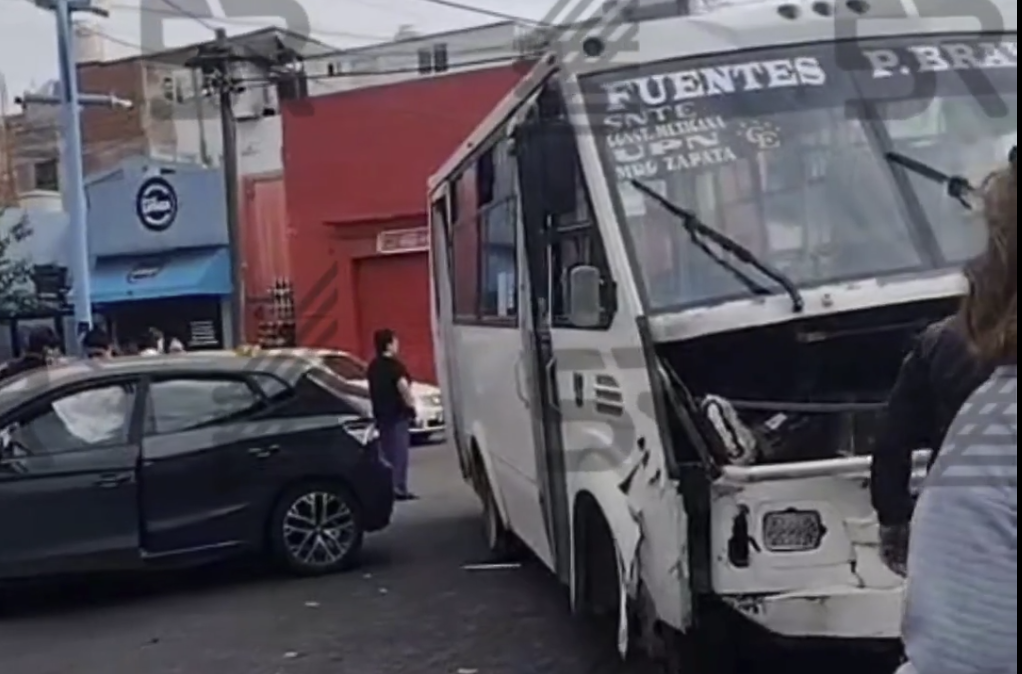 Embarazada herida en choque entre Ruta 4 y vehículo particular