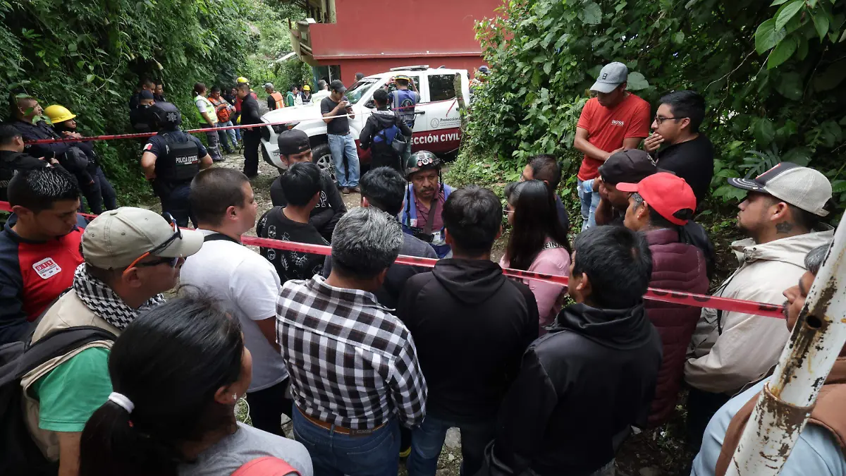 12 días y contando: Cuerpos de la familia Peña siguen atrapados en gruta de Cuetzalan