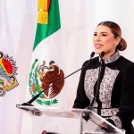 Vecinos del norte de Puebla respaldan el Cablebús frente al Congreso en plena comparecencia de García Parra